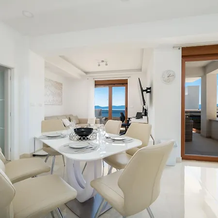 Casa vacanze Stylisches Haus Fuer 8 Personenund 4 Pisak