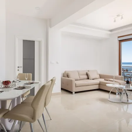 Stylisches Haus Fuer 8 Personenund 4 *